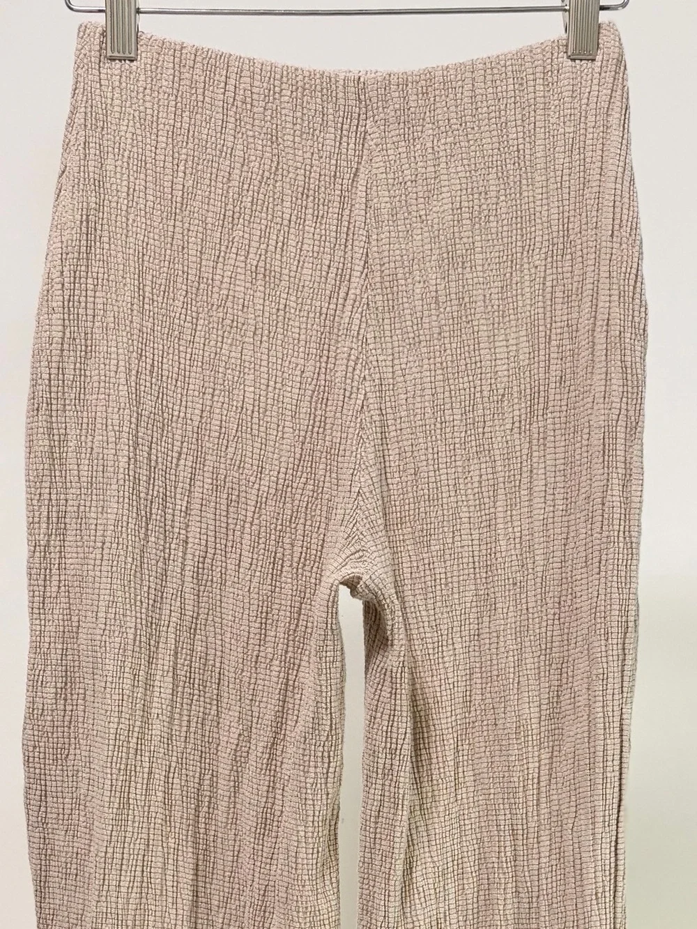 ZARA Textured Crinkled Oatmeal Stretchy Cropped Pants | Size S